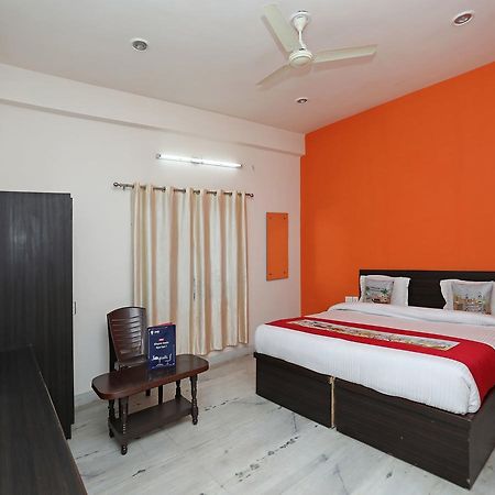 Hotel Taj Signature Агра Екстериор снимка